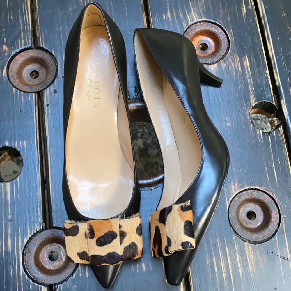 Talbots 2” Black Leather Heels with Fur Bow Accent